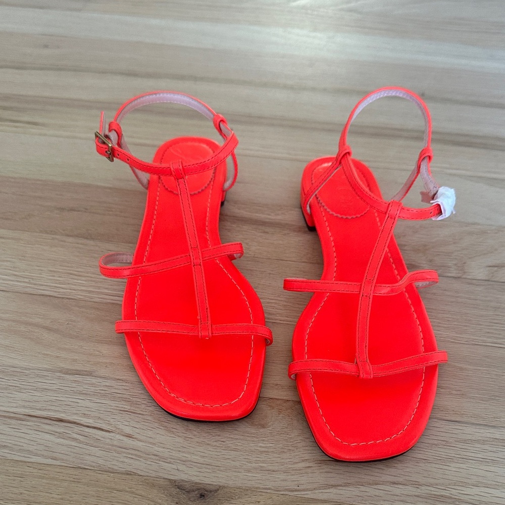J. Crew Womens Abbie Flat T-Strap Leather Sandals Neon Poppy Size 7 NWOB Preppy - Picture 2 of 10